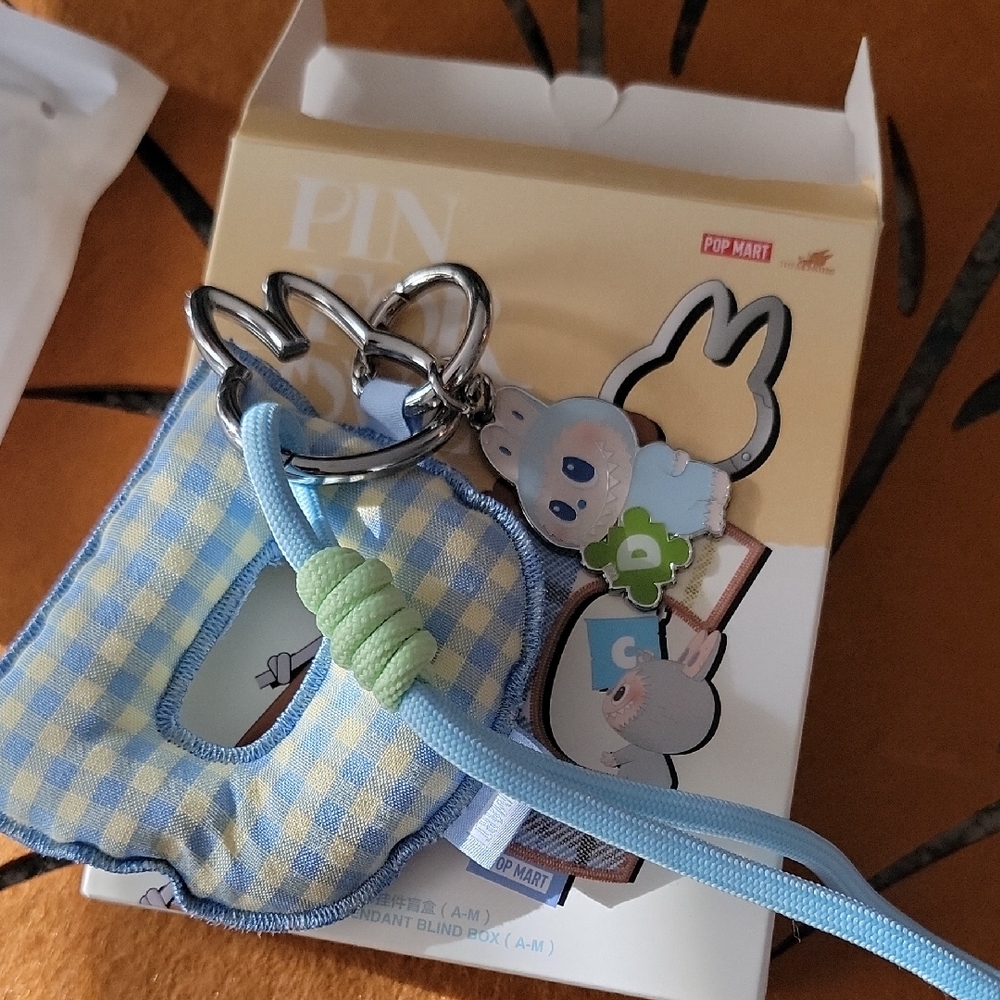 Blue Checkered Keychain Pop Mark D"